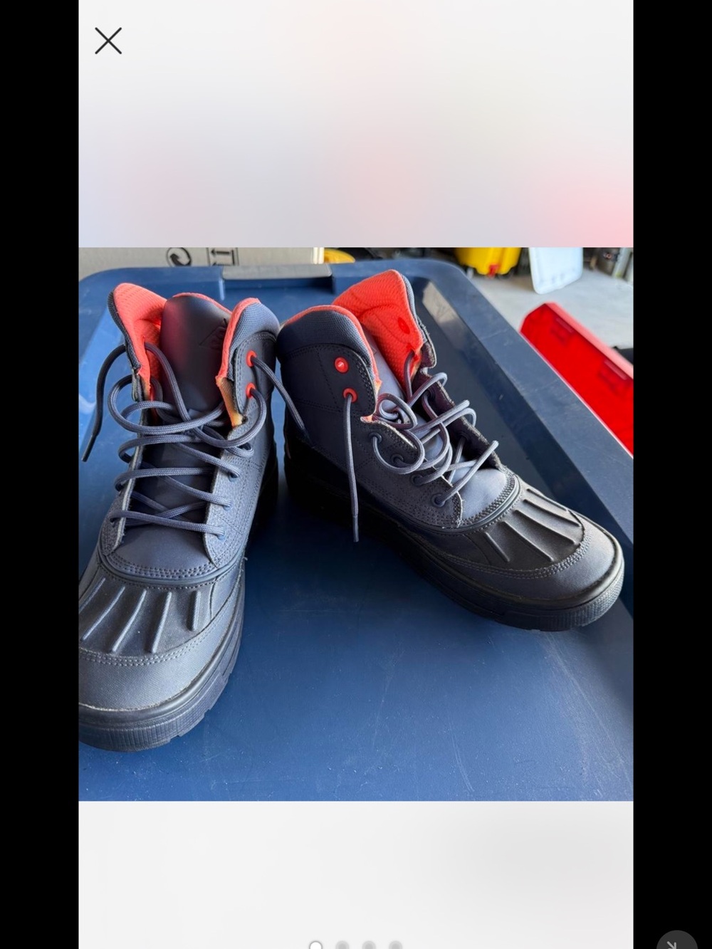 Nike Men's Black High-Top Boots with Red Lining